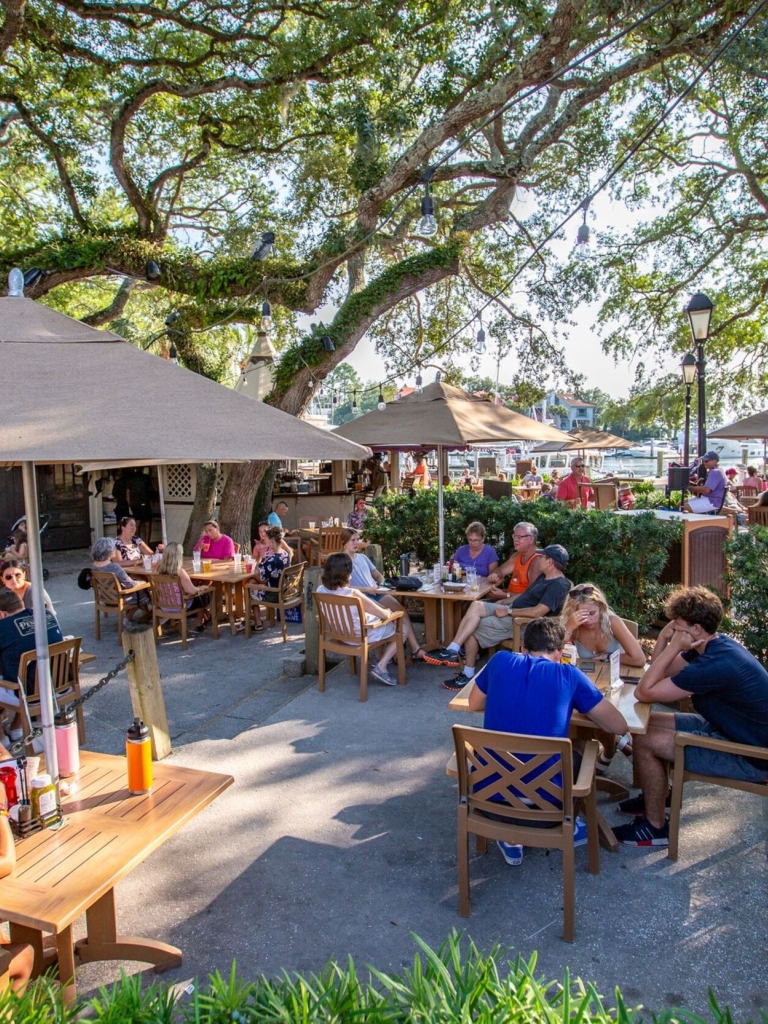 Sea on sale pines restaurants